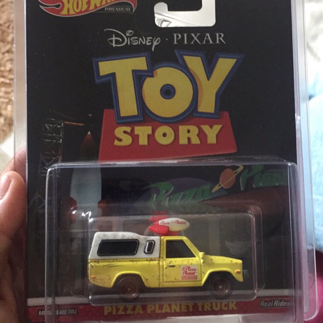 hot wheels toy story pizza planet truck