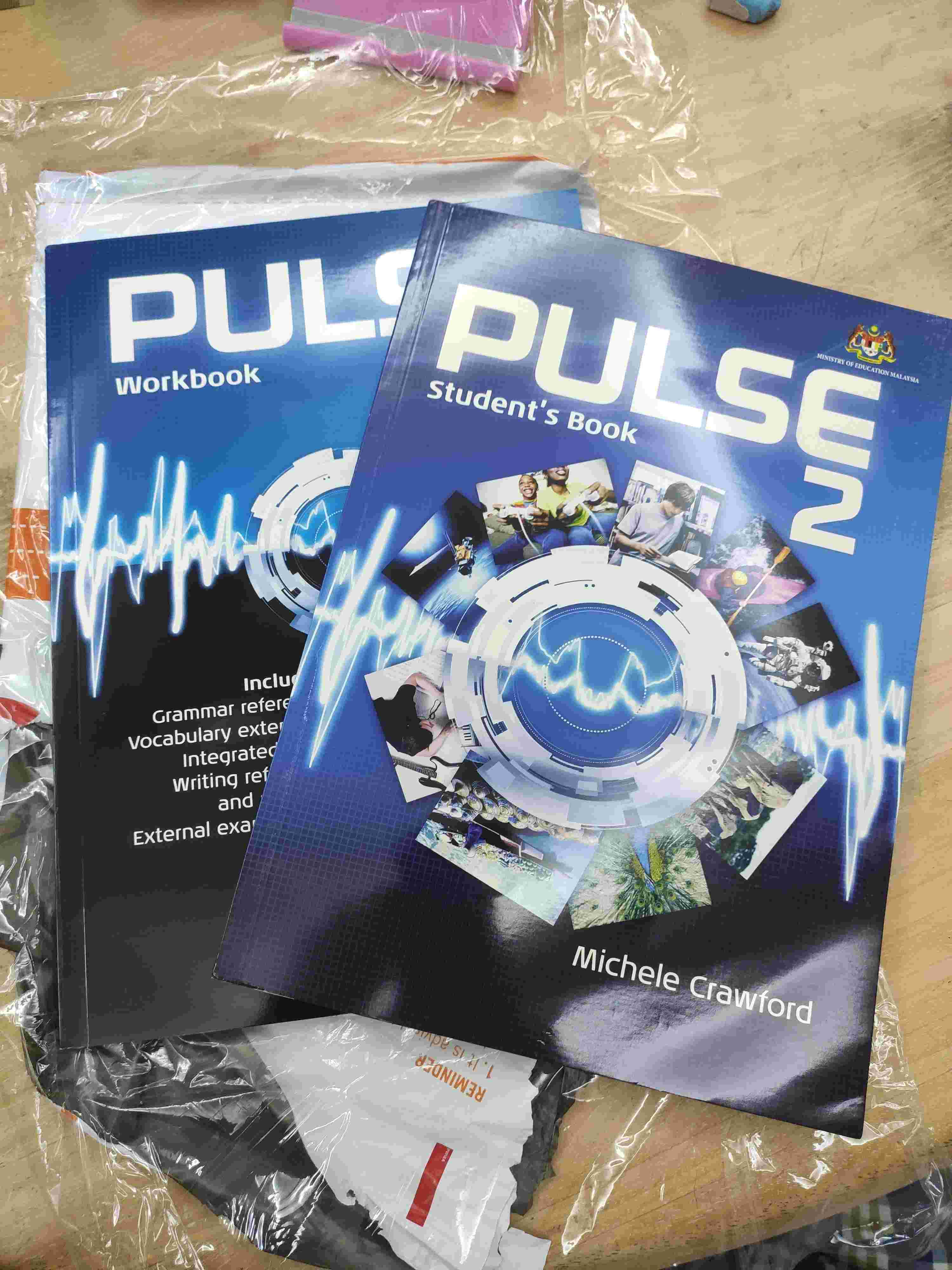 W O Buku Teks English Pulse 2 Student S Text Book Kssm Shopee Malaysia