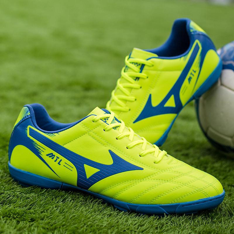 mizuno shoes futsal