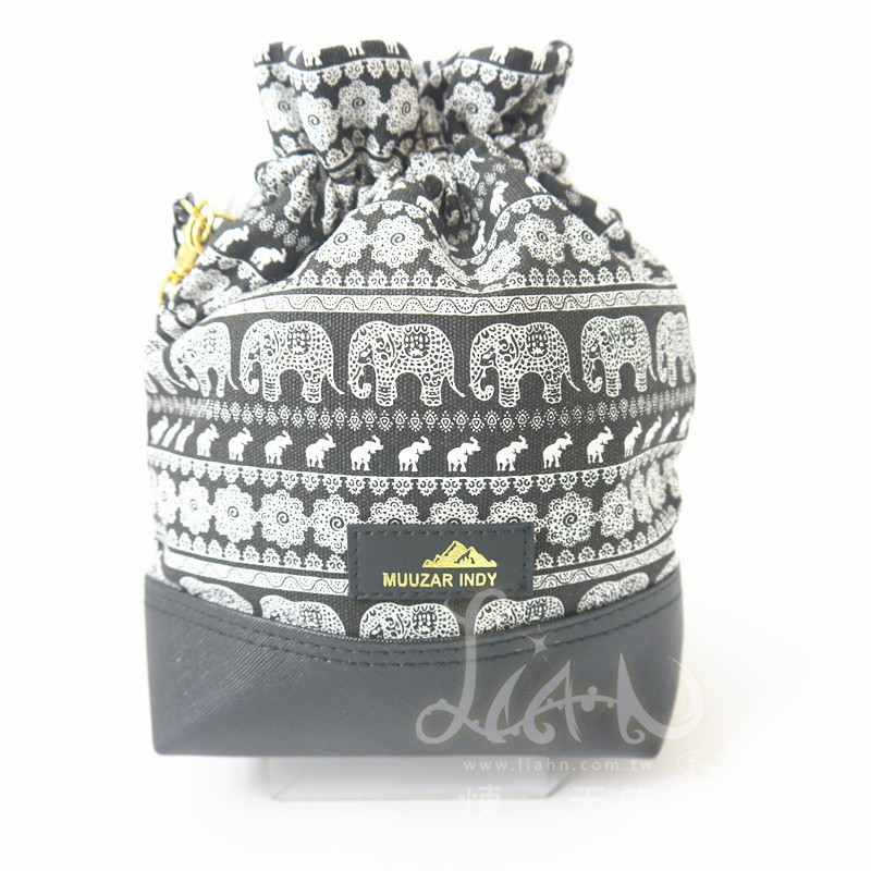T Thai Brand MUUZAR INDY Bucket Bag Elephant Black