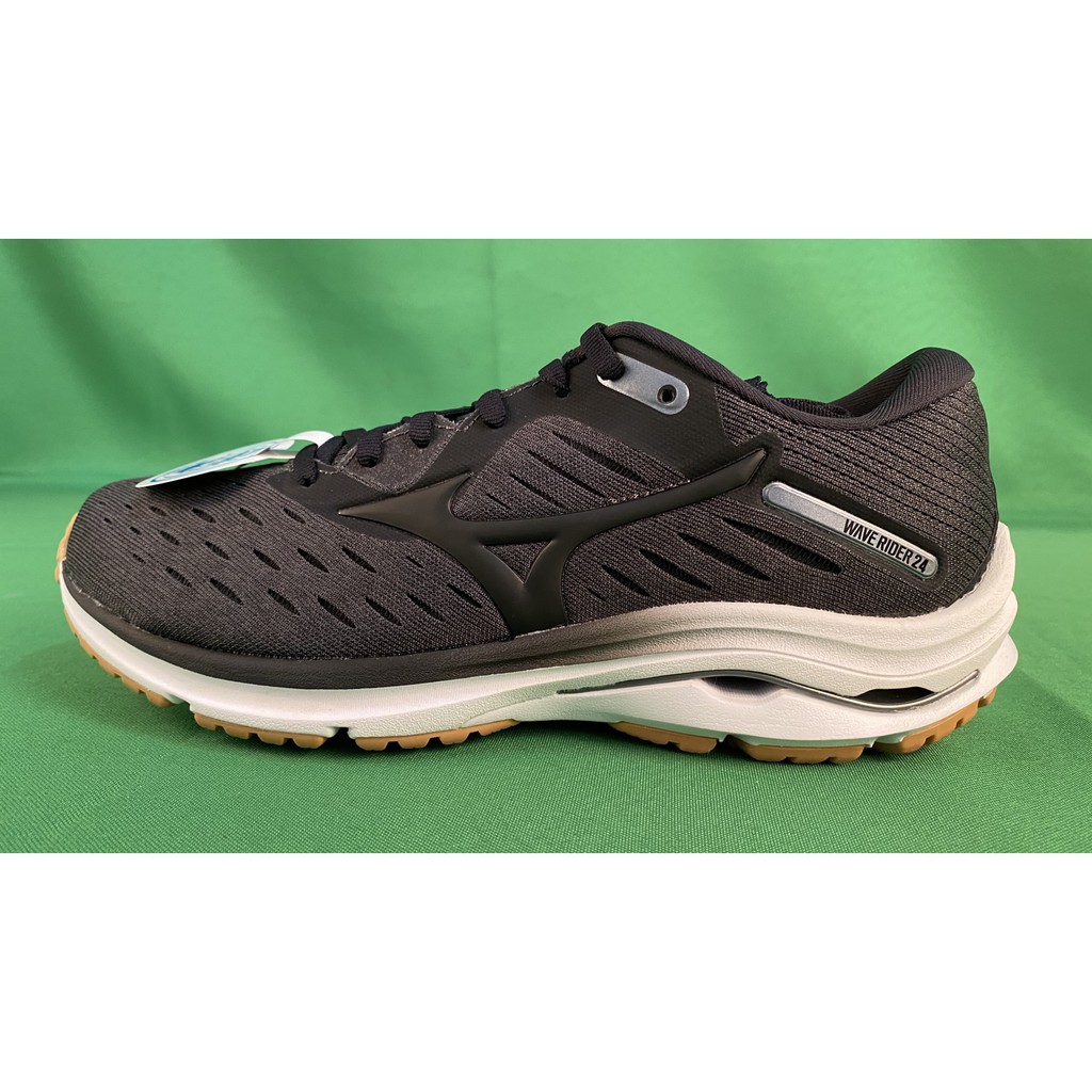 mizuno wave rider wide