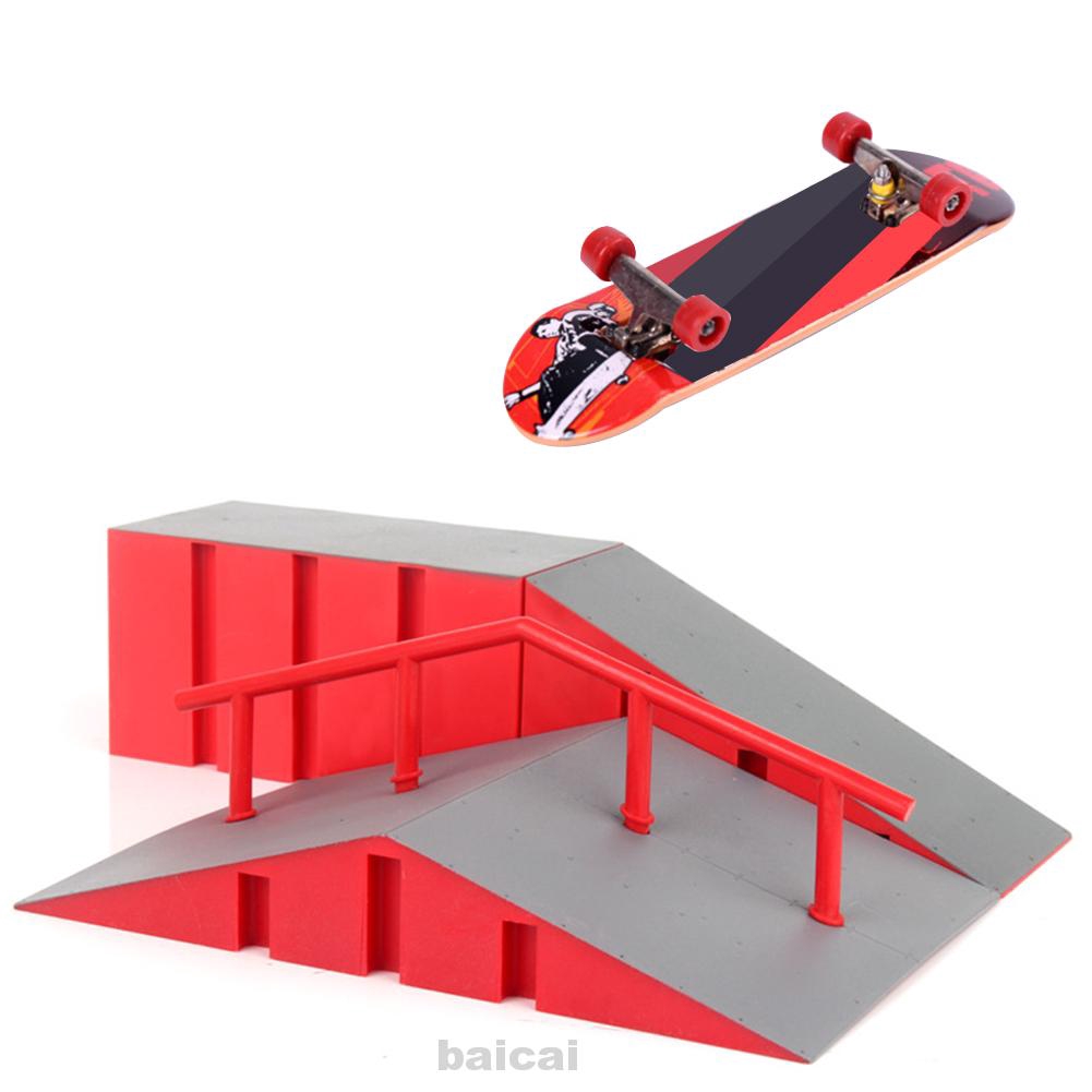 finger skateboard set