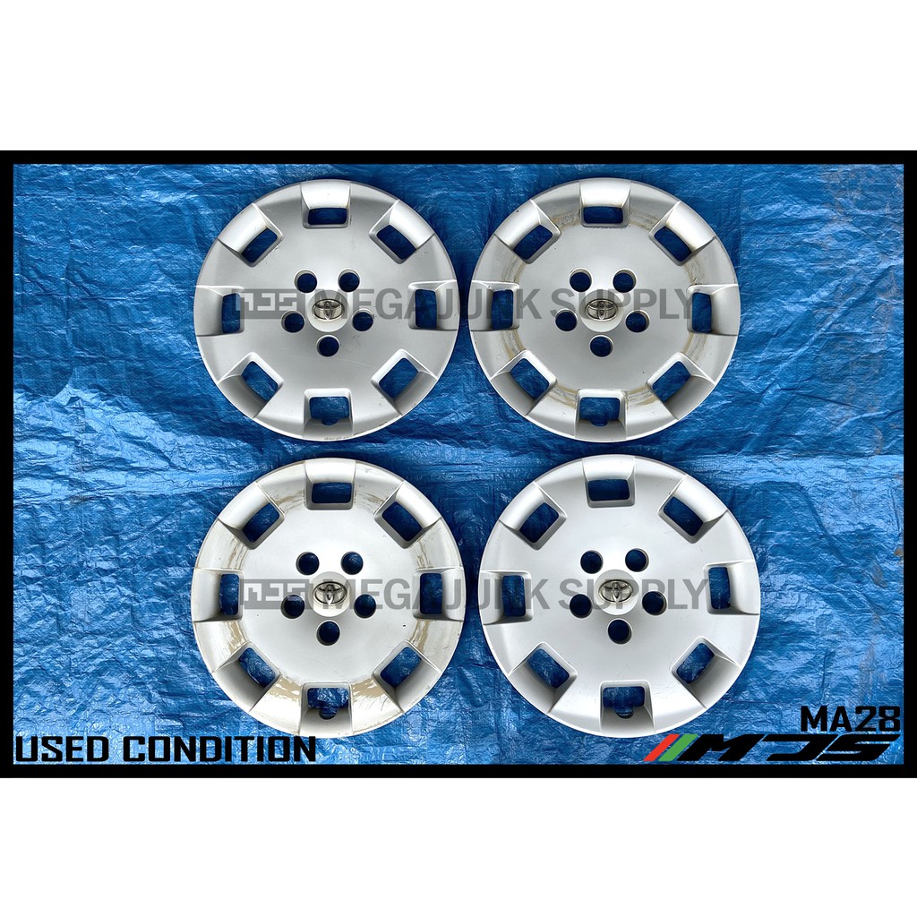 (USED) Toyota Universal 15'' Inch R15 Original JDM Wheel Cover Tire Hub