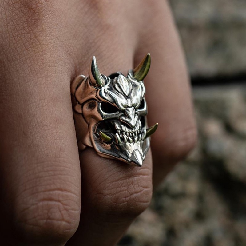 Vintage Mens Horror Anger Skull Ring Gothic Punk Biker Skeleton Rings for Men Party Jewelry Halloween Gifts