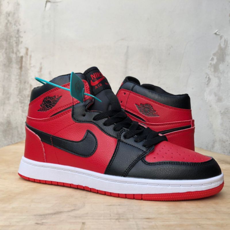 nike red casual shoes