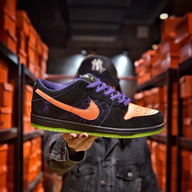 nike sb dunk halloween