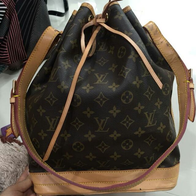 harga beg lv di malaysia