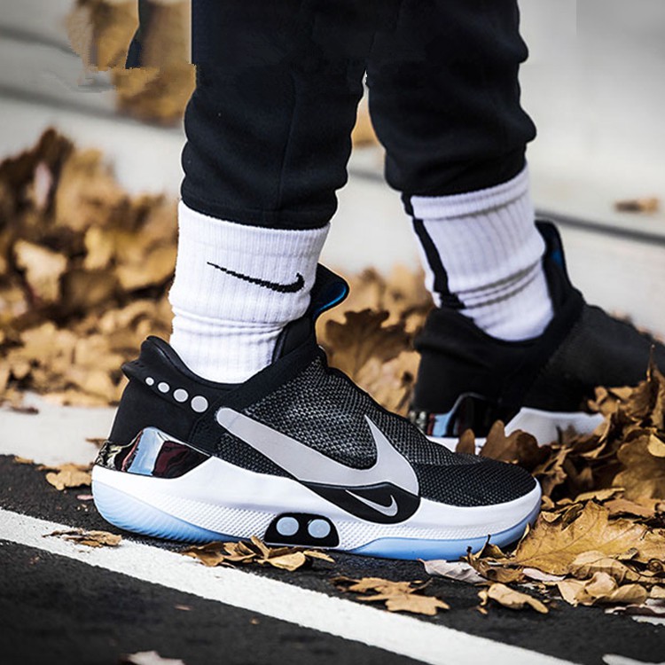 nike wireless charging shoes