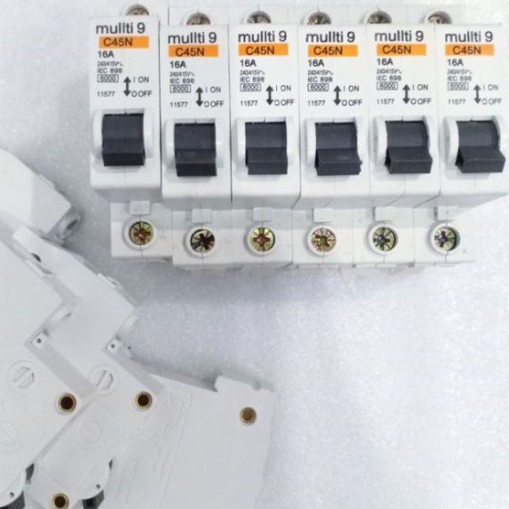 OFFER C45N MULTI 9 MCB 6A &16A | Shopee Malaysia