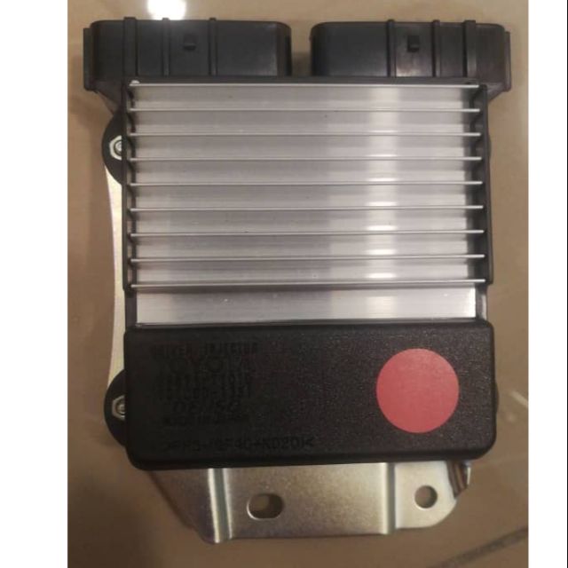 ORIGINAL TOYOTA GENUINE HILUX KUN25/KUN26 FUEL INJECTOR ENGINE CONTROL