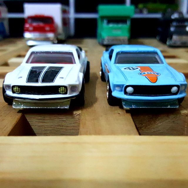 hot wheels 70 mustang boss 302