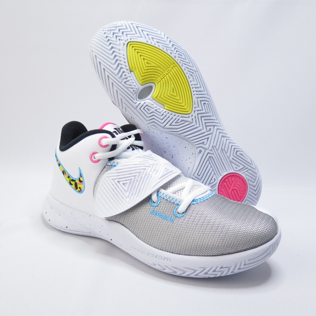 nike kyrie flytrap iii basketball shoes men's