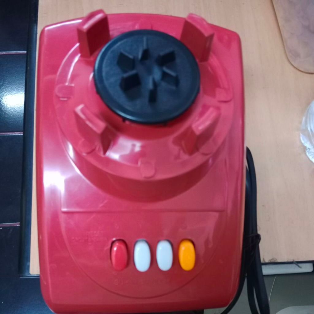 MESIN Universal blender machine, old-fashioned model, already a set of body