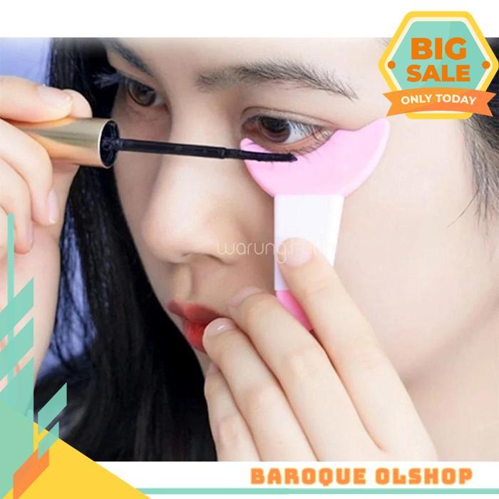 MASCARA HELPER MAKEUP AID/ STENSIL MOLD 3IN1 EYELINER MASCARA/ EYESHADOW MASCARA HELPER MULTIFUNCTIONAL SILICONE REUSABLE BEAUTY TOOLS BY BAROQUE OLSHOP
