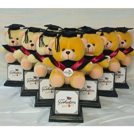 READY PACKAGE OF/TROPHY DOLL TROPHY GRADUATION GIFT