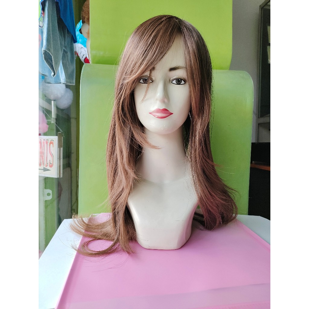 MM34 light premium fiber synthetic wig axela ashley