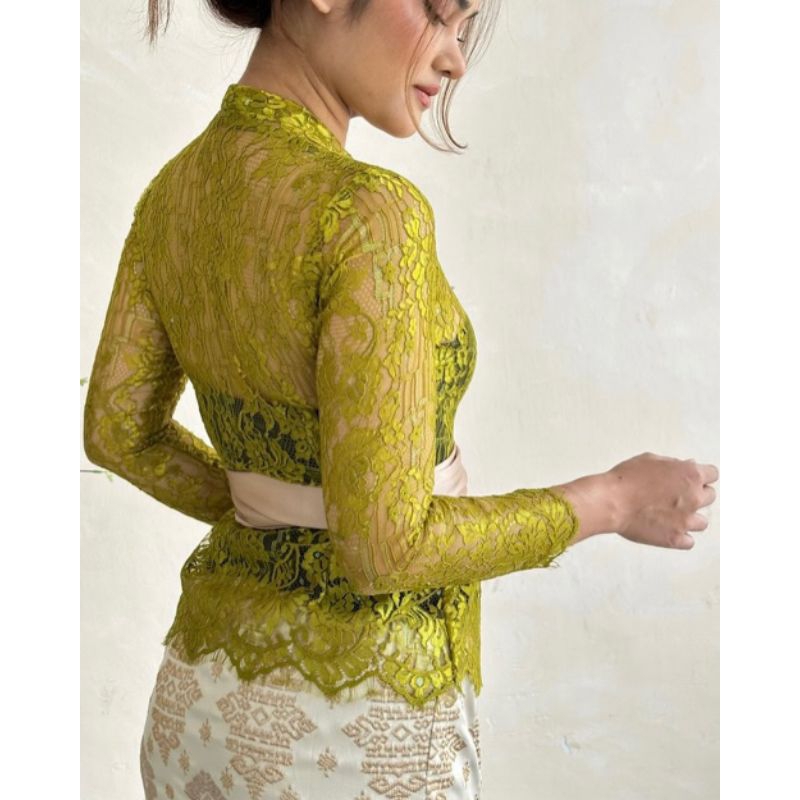 Balinese kebaya long sleeve