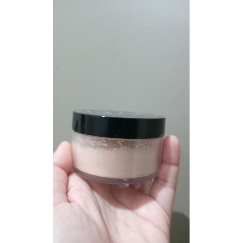 [READ DESCRIPTION] preloved loose powder make over