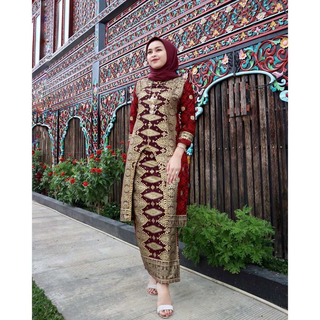 DIANDRA SONGKET KURUNG SET + JUPRI BATIK SKIRT BANDUNG KEBAYA HOUSE PALEMBANG SONGKET COUPLE BANDUNG SONGKET HOUSE