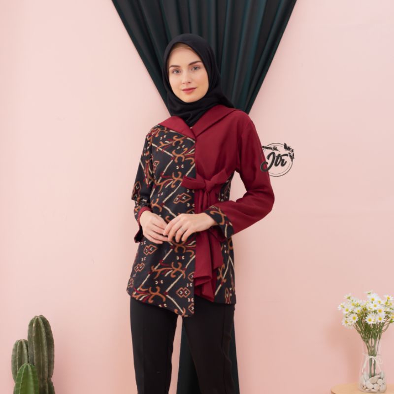 Modern Indonesian Traditional Women's Clothing Batik Tops Model ZEENA JLANTIR LATEST BLOUSE CLOTHES