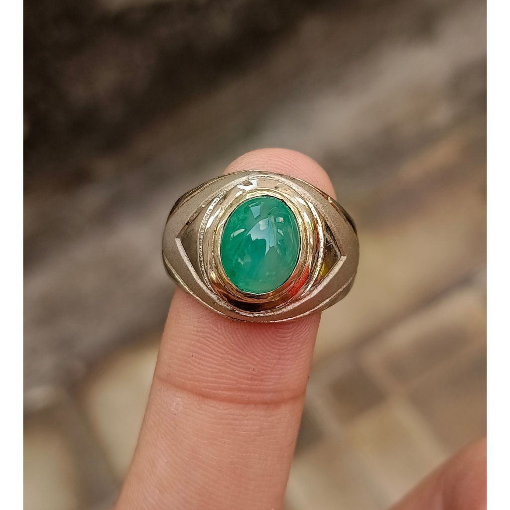 Natural Brazilian Emerald Memo Ring Size 8 Code Y44