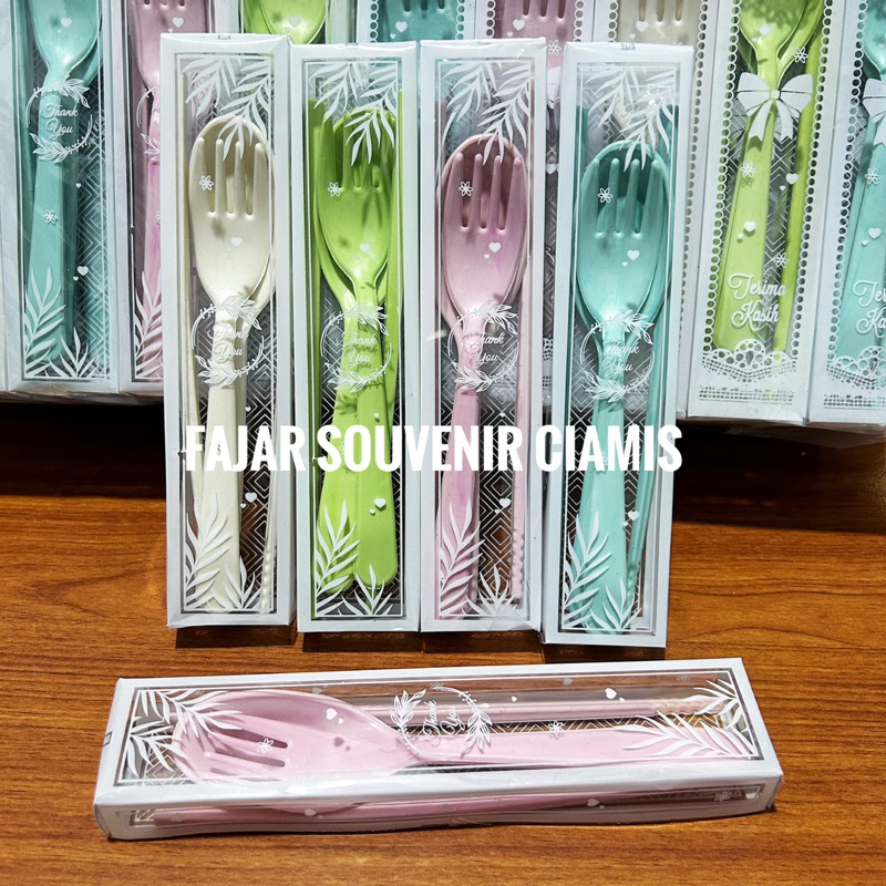LOKAL Contents: 100 pcs local spoon, fork, chopsticks souvenirs in mica packaging, souvenirs, gifts, celebration souvenirs
