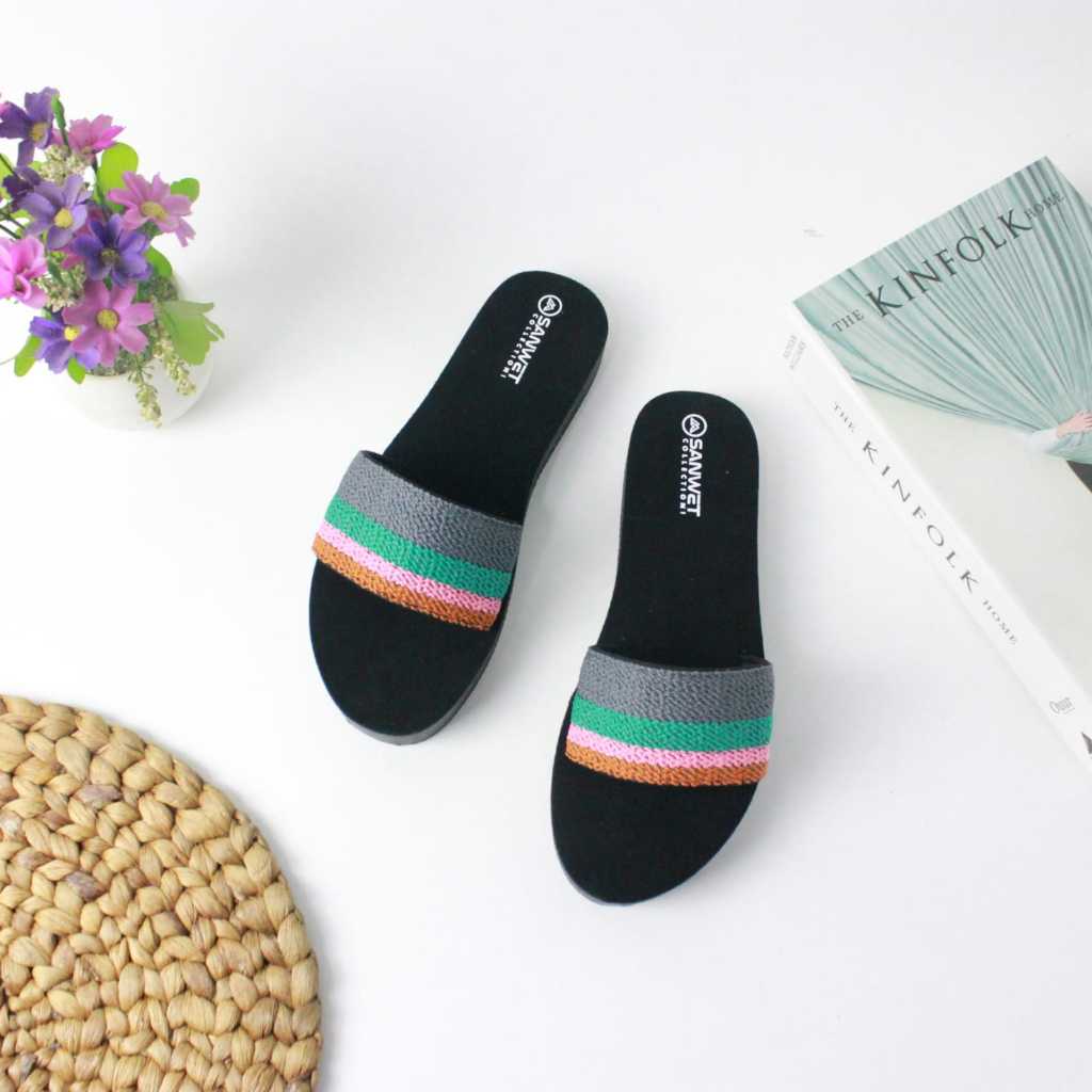 The Latest Rainbow Turkish Knitted Slippers For Adult Women