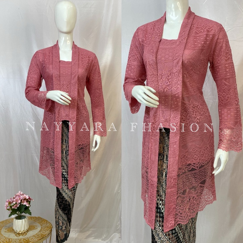 Modern New Kutu Kebaya/Modern Kebaya/Tunic Kebaya/Brocade Kebaya Suit/Brocade Kebaya/Brocade Kebaya/Invitation Tunic/Invitation Party Robe/Party Robe/Couple/Batik Skirt/Invitation Dress/Midi Dress/kebaya Tile