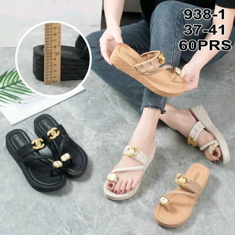 Women's Jelly Rubber Sandals Imported One Tire Thumb Ring 5cm Thick Royal Wang 938-1