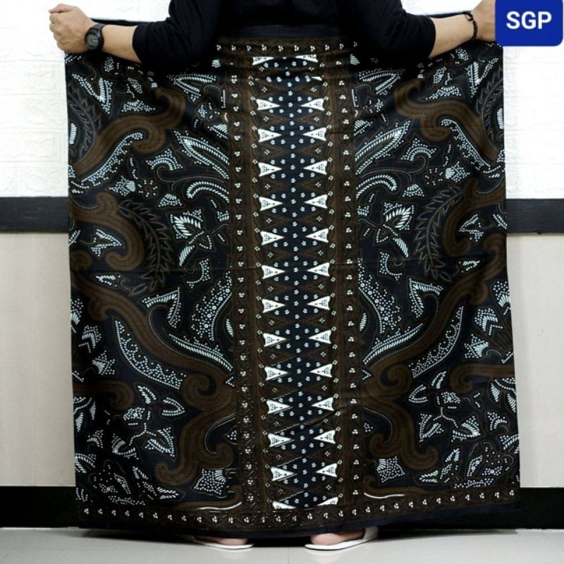 Men's Batik Sarong / Pekalongan Batik Sarong / Gus Iqdam Batik Sarong / Latest Batik Sarong / Goyor Batik Sarong / Goyor Batik Sarong / Gus Iqdam Sarong // Gus Kautsar Sarong / Lasem Batik Sarong / Burnt Cough Sarong / Astex Batik Sarong /