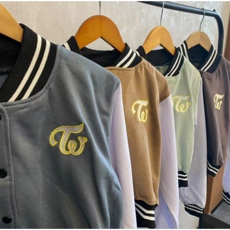 JAKET BASEBALL CROP TW KOREAN STYLE VARSITY - JAKET WANITA