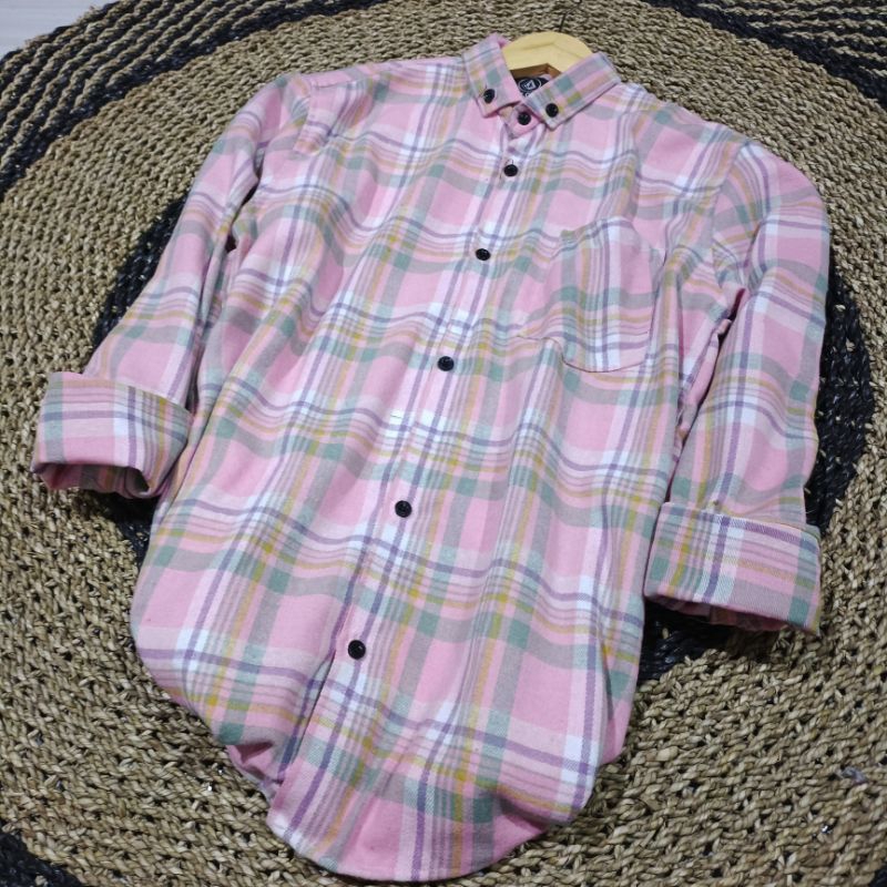 KEMEJA Women's fine checkered flannel shirt