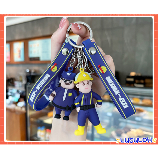 GANTUNGAN Blue Uniform Firefighter Police Keychain Keep Working Rope Cute Cute Viral Gift Rubber Car School Bag Keychain Police Fireman Blue Uniform Keep Working Cute Gift Merchandise