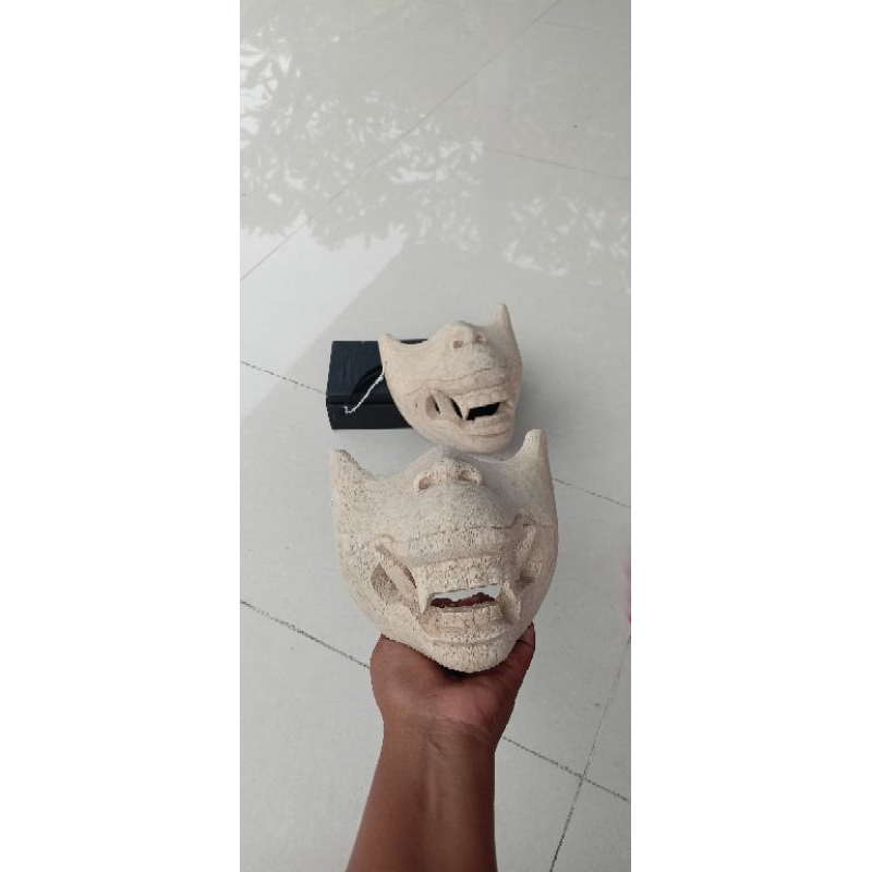 Mask HANOMAN by 2 khsbali dance