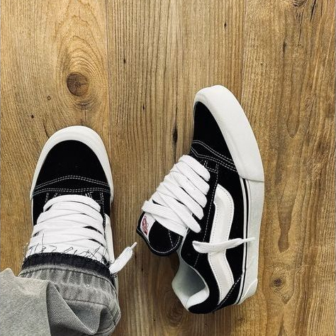 NEWEST Vns Knu Skool Black and White Sneakers for Men and Women, the latest full Black