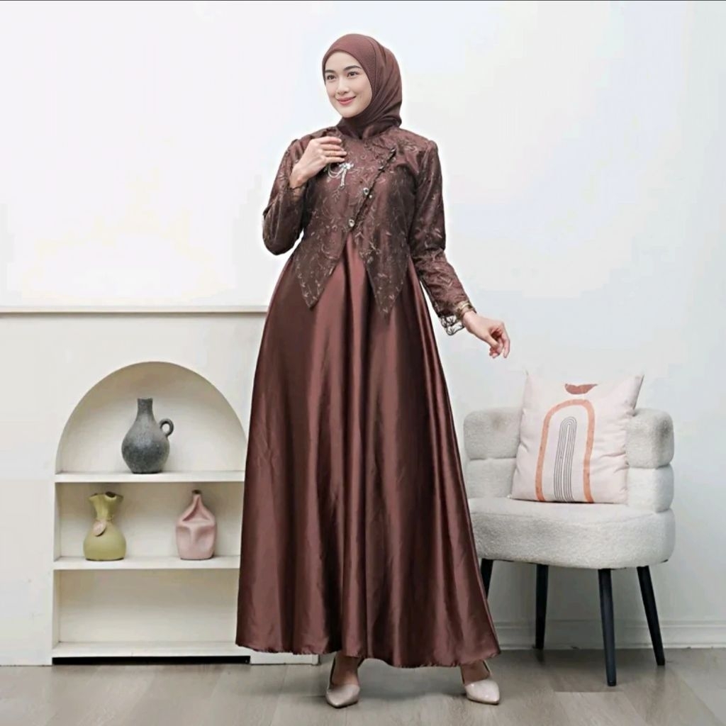 Zen Batik | Sahara Gamis Lebaran 2026 Latest Sarimbit Gamis Model | Modern Couple Brocade Dress for Teenagers | Bridersmaid Maxi Dress, Aesthetic Party Dress | Eid Clothes 2025 Couple Family Sarimbit Eid Latest Cool Material Couple Outfit