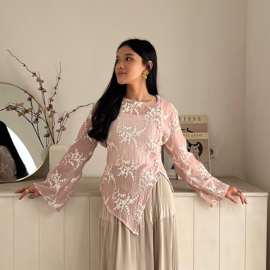Bling It On - KALILA Asymmetrical Lace Outer - Raya Lebaran Ramadhan Collection - Eid Outfit Bukber Casual Kebaya Wedding Dress