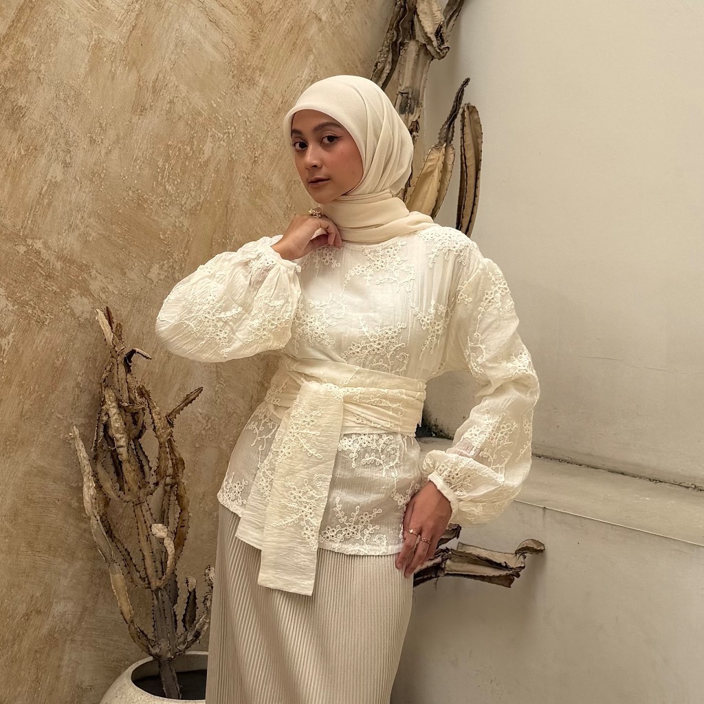 Bling It On - Nalila Lace Top - Raya Lebaran Ramadhan Collection - Eid Outfit Bukber Casual Kebaya Wedding Dress