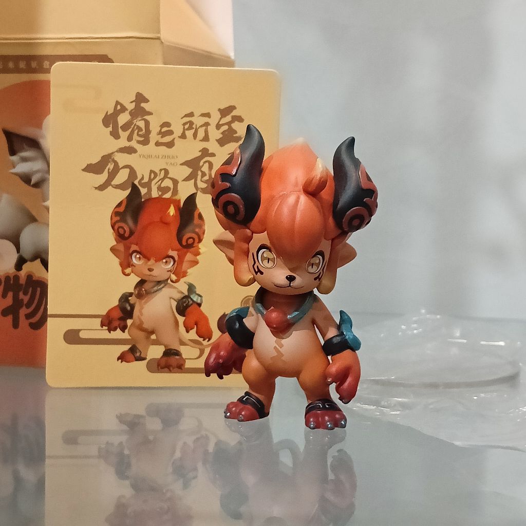 Suan Ni from the collection Magical Animal SeriesBLIND BOX lets hunt monster action figure toy demon general like Popmart etc.