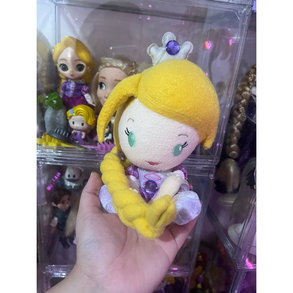 Disney princess rapunzel doll