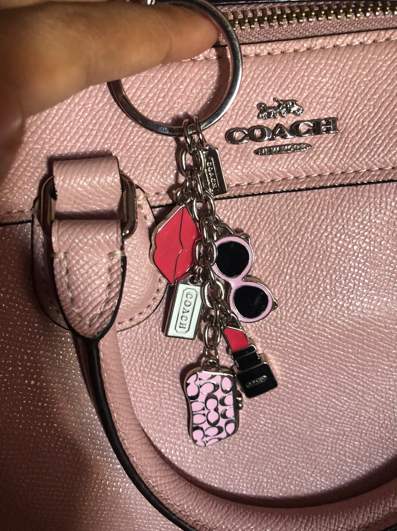 COACH Keychain Key Ring Bag Charm (Silver Pink PO111500178 Lips Sunglas |  Shopee Malaysia