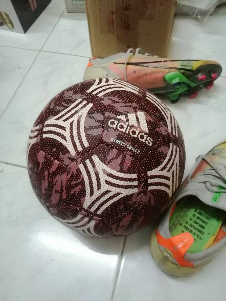 adidas Men Tango Skillz Ball Size 4 Futsal Ball Sport Planet B-4 | Shopee
