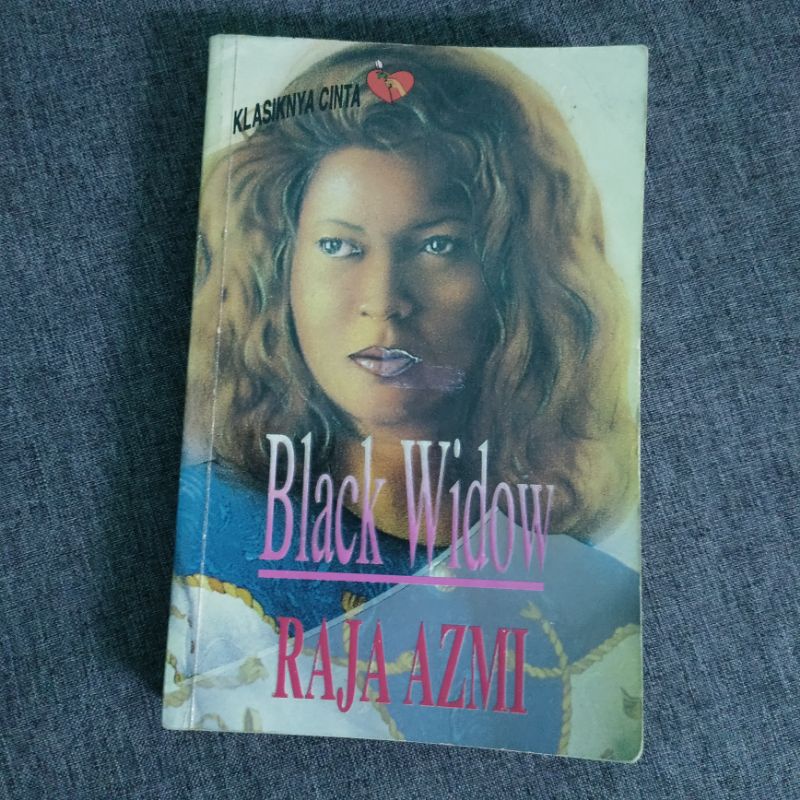 Black widow - raja azmi preloved