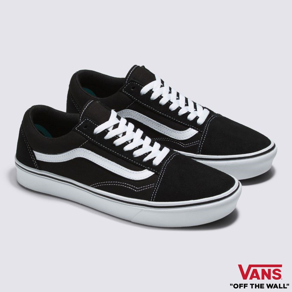 Vans Classic Comfycush Old Skool Unisex Sneakers Men (Unisex US Size) Black VN0A3WMAVNE1