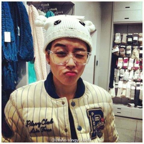 Have Must cermin mata spek glasses spec Versi Korea dari Bingkai Eyeglass White Putih Glossy Retro Ins Rangkaian Ijaz... - Image 5