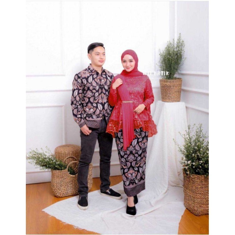 Reliable Durable Kebaya COUPLE Brocade Graduation AMALIA BATIK Multi Must