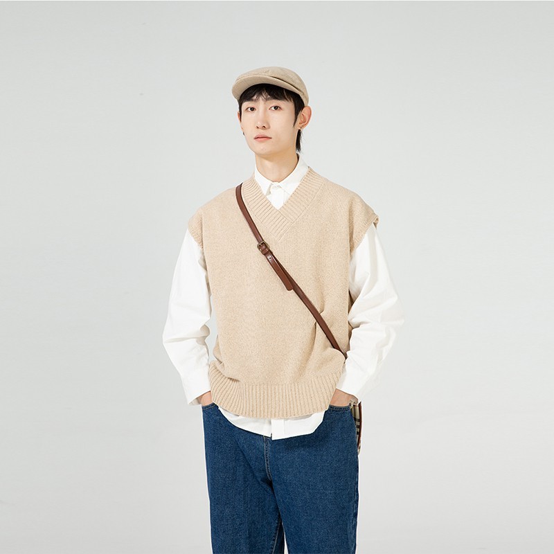 Multi Quality 【3 Color】V Collar Sweater M-2XL Korean College Style Vest Men V neck knitted tops/rompi Rajutan Leh... - Image 3