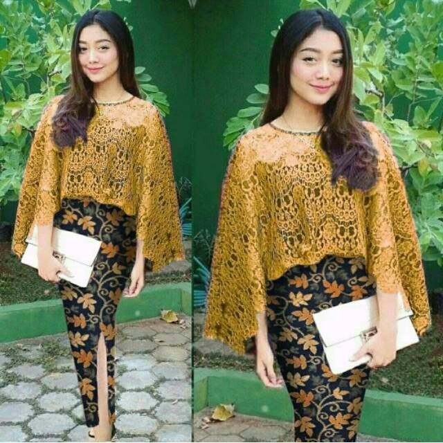 Essential Have St Set Of Invitation Kebaya Brocade Batik Skirt Vania Versatile - Image 5