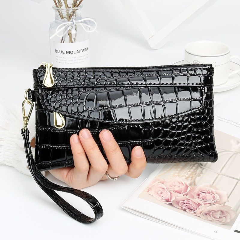 Portable Outdoor Bright Face PU Leather Casual Ladies Clutch Coin Purse - Image 2