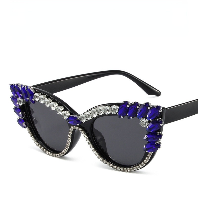 Must Multi Fashion Diamond Aesthetic Shades Sunglasses Women/Men Metal Frame Eyewear Durable - Image 3